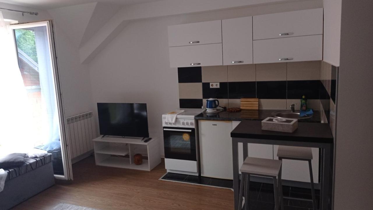Ferienwohnung Sleep And Drive 2 SJJ Exterior foto